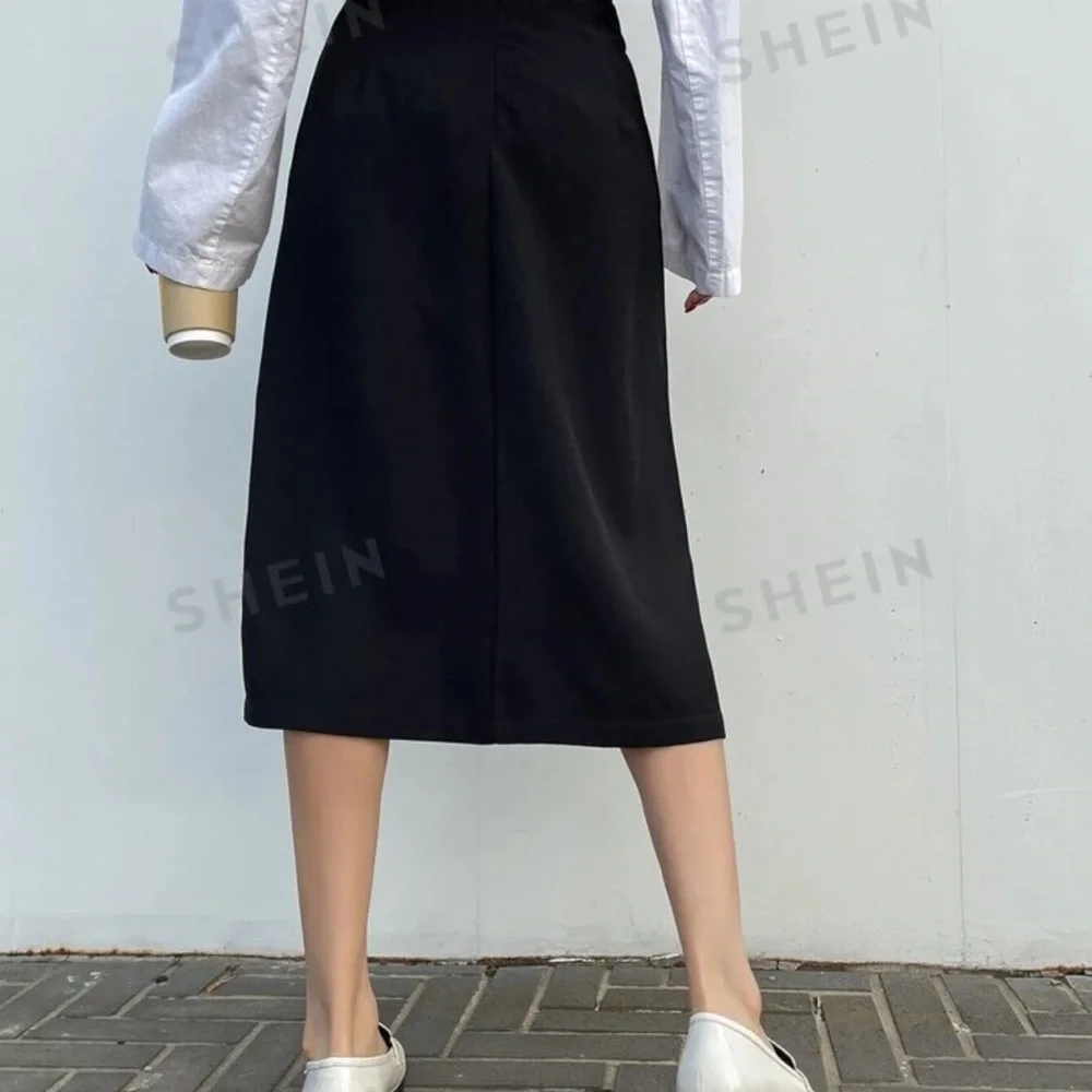 Cute black office skirt - Picture 2 of 3